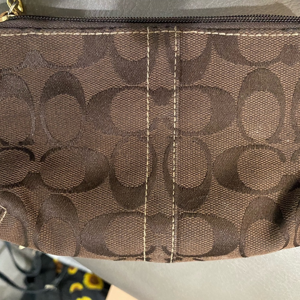 Coach - Picture 2 of 3